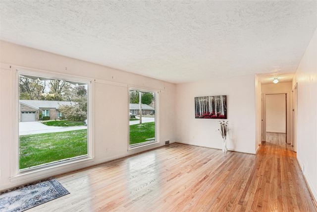 6826 Colby Avenue, Windsor Heights, IA 50324