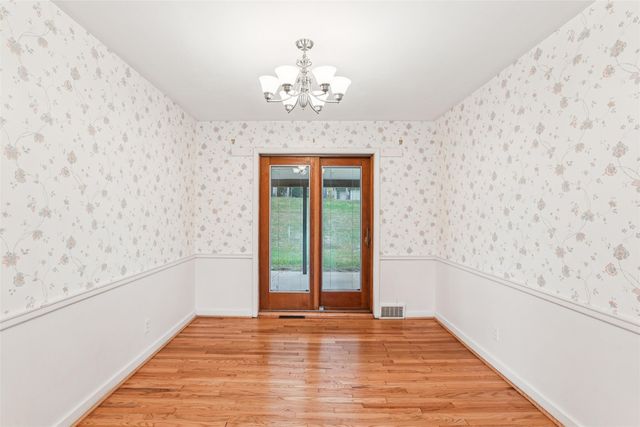 6826 Colby Avenue, Windsor Heights, IA 50324