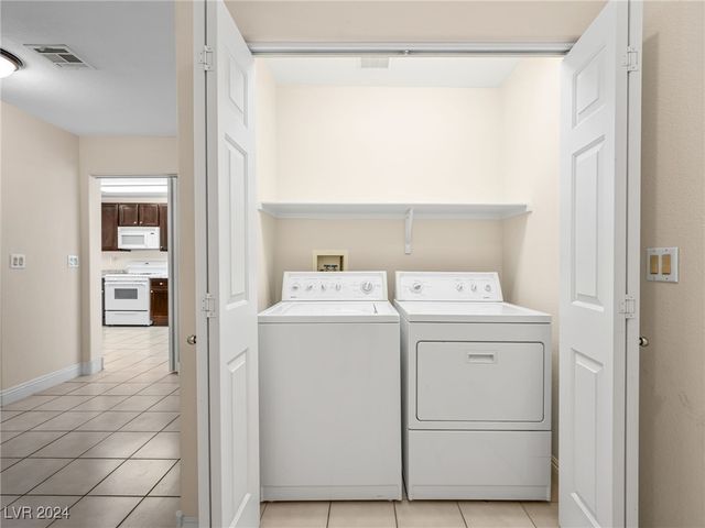 425 Blush Creek Place, Las Vegas, NV 89144