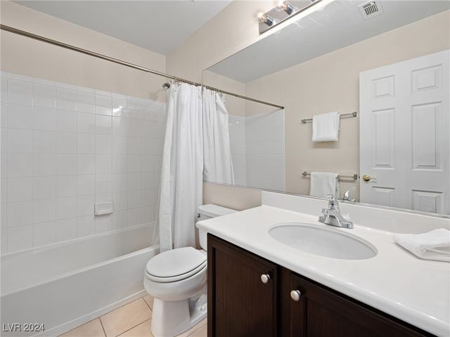 425 Blush Creek Place, Las Vegas, NV 89144