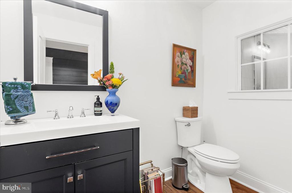 Image 18 of property listing at 304 GLEN AVE, Annapolis, MD 21401
