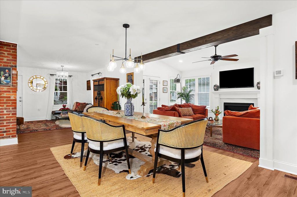 Image 19 of property listing at 304 GLEN AVE, Annapolis, MD 21401