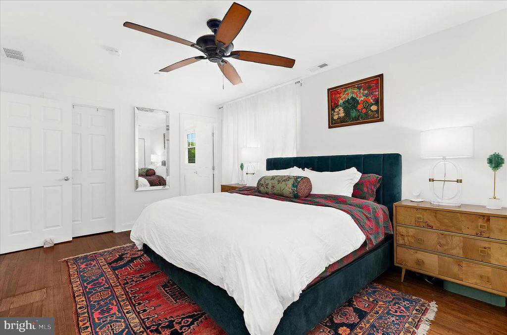 Image 24 of property listing at 304 GLEN AVE, Annapolis, MD 21401