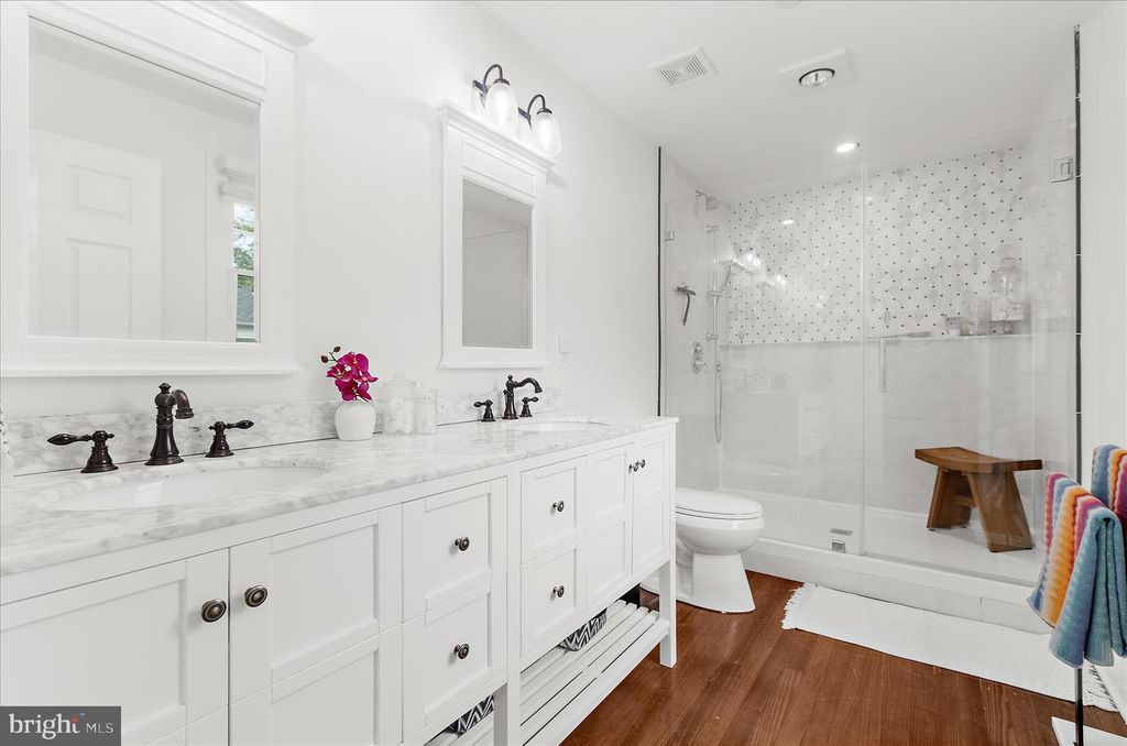 Image 26 of property listing at 304 GLEN AVE, Annapolis, MD 21401