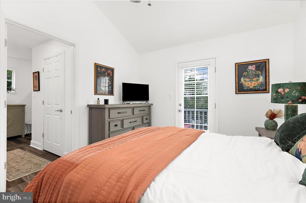 Image 42 of property listing at 304 GLEN AVE, Annapolis, MD 21401
