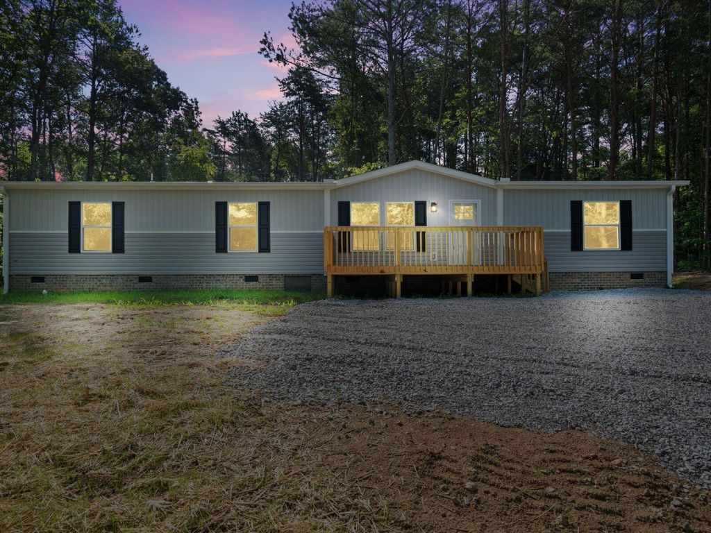 16450 May Road, Sale Creek, TN 37373