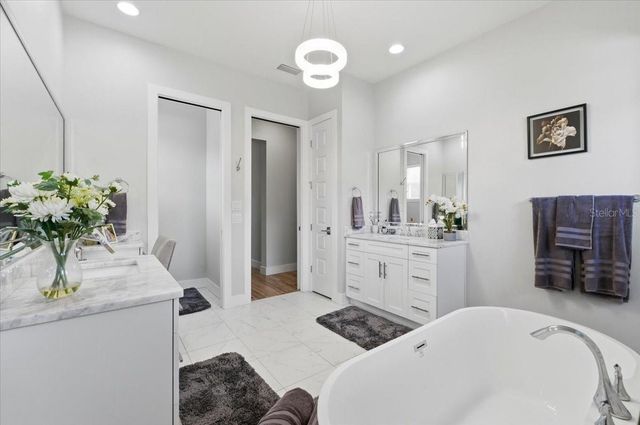 8293 CYPRESS TRACE BOULEVARD, Lakeland, FL 33809