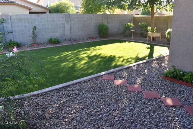 901 W WITT Avenue, Queen Creek, AZ 85140