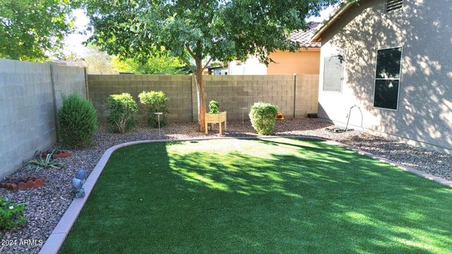 901 W WITT Avenue, Queen Creek, AZ 85140