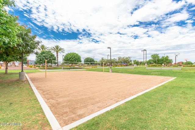 901 W WITT Avenue, Queen Creek, AZ 85140