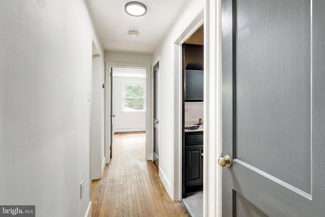 38 PEACOCK DR, Lancaster, PA 17601