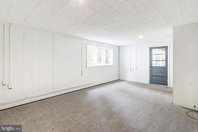 38 PEACOCK DR, Lancaster, PA 17601