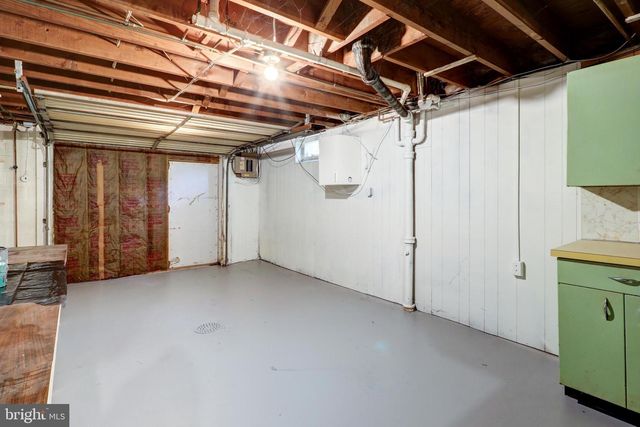 38 PEACOCK DR, Lancaster, PA 17601