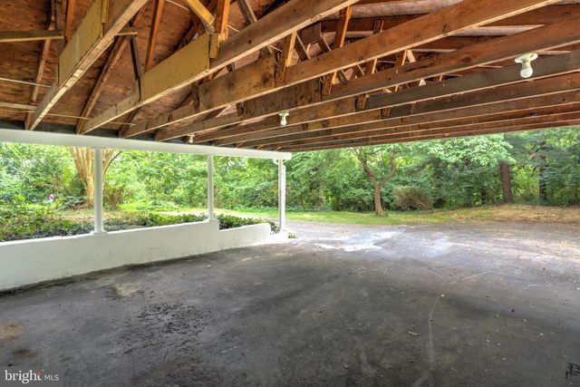 38 PEACOCK DR, Lancaster, PA 17601