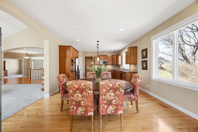 3400 Cedar River Court NE, Cedar Rapids, IA 52411