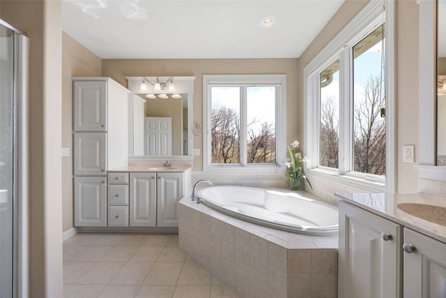 3400 Cedar River Court NE, Cedar Rapids, IA 52411