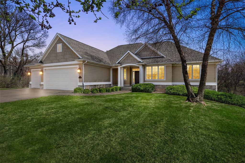 3400 Cedar River Court NE, Cedar Rapids, IA 52411