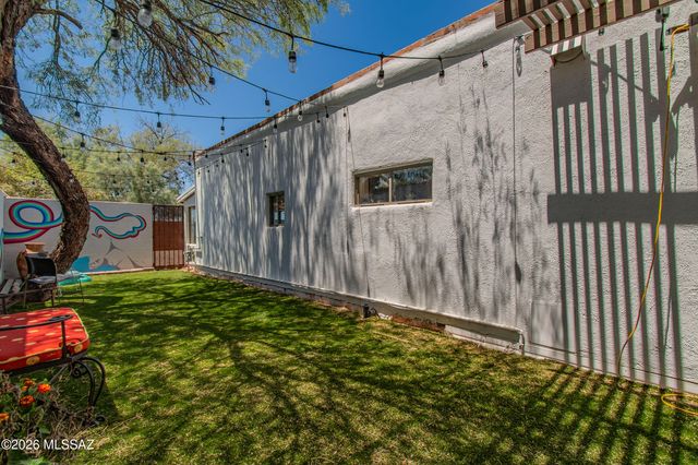 3106 N Tyndall Avenue, Tucson, AZ 85719