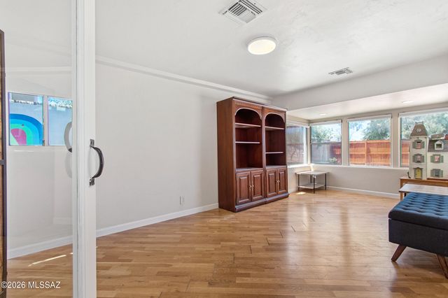 3106 N Tyndall Avenue, Tucson, AZ 85719
