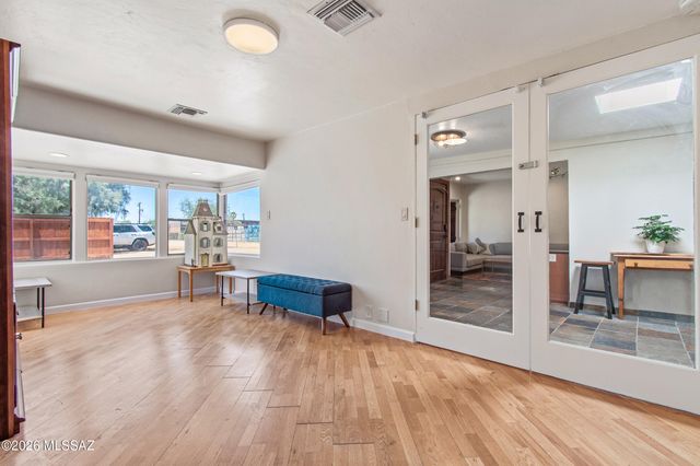 3106 N Tyndall Avenue, Tucson, AZ 85719
