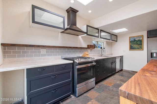 3106 N Tyndall Avenue, Tucson, AZ 85719