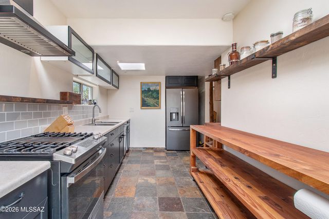 3106 N Tyndall Avenue, Tucson, AZ 85719
