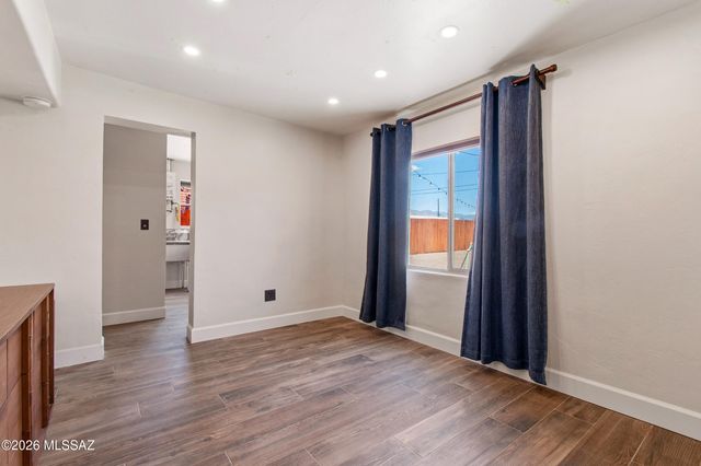 3106 N Tyndall Avenue, Tucson, AZ 85719