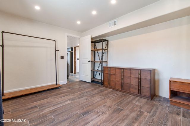 3106 N Tyndall Avenue, Tucson, AZ 85719