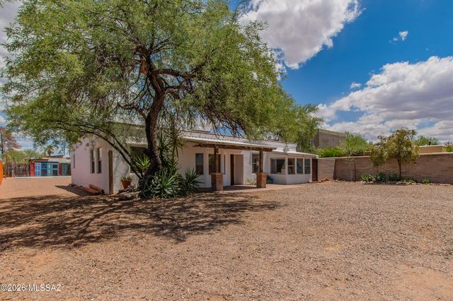 3106 N Tyndall Avenue, Tucson, AZ 85719