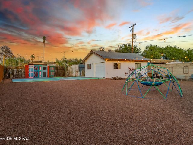 3106 N Tyndall Avenue, Tucson, AZ 85719
