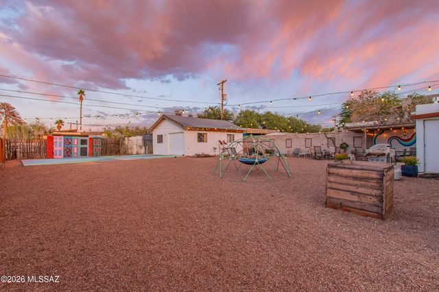 3106 N Tyndall Avenue, Tucson, AZ 85719