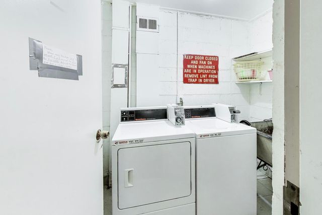 720 Oakton Street 3B, Evanston, IL 60202