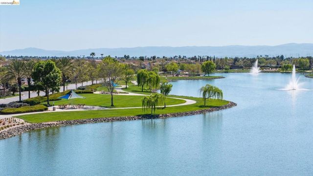 6956 New Melones Cir, Discovery Bay, CA 94505