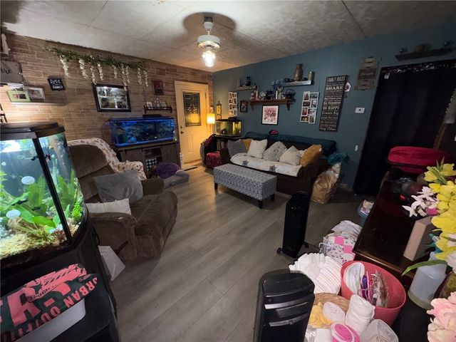 1013 Arthur Ave, Roscoe, PA 15477