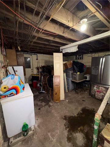 1013 Arthur Ave, Roscoe, PA 15477