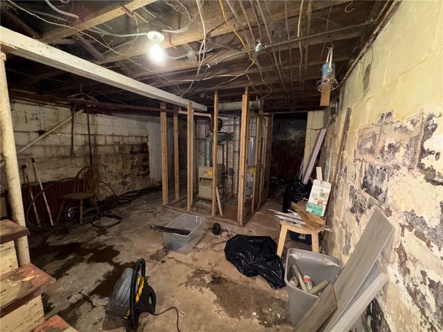 1013 Arthur Ave, Roscoe, PA 15477