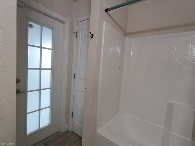 1426 NE 5th PL, Cape Coral, FL 33909