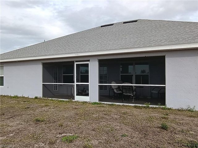 1426 NE 5th PL, Cape Coral, FL 33909