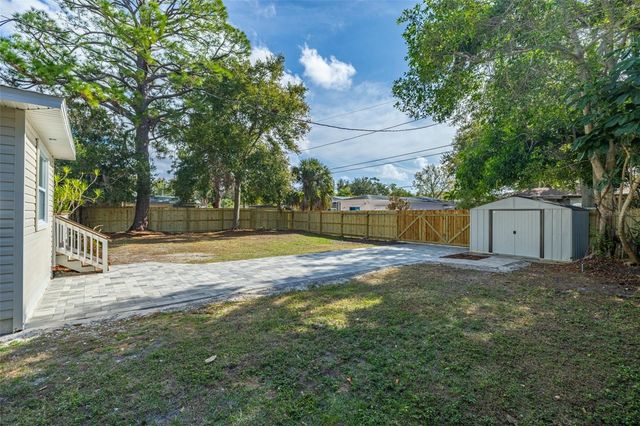 6330 3RD AVENUE N, St Petersburg, FL 33710