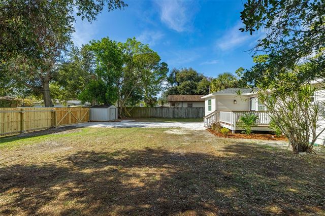 6330 3RD AVENUE N, St Petersburg, FL 33710