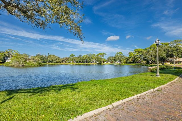 6330 3RD AVENUE N, St Petersburg, FL 33710