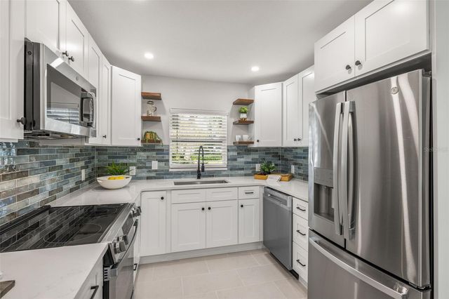 6330 3RD AVENUE N, St Petersburg, FL 33710