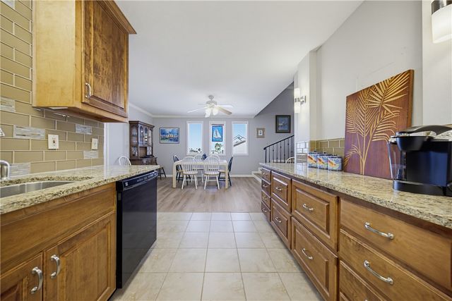 14514 E Cabana St E 301, Corpus Christi, TX 78418
