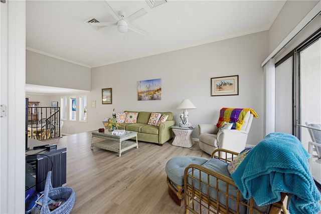 14514 E Cabana St E 301, Corpus Christi, TX 78418
