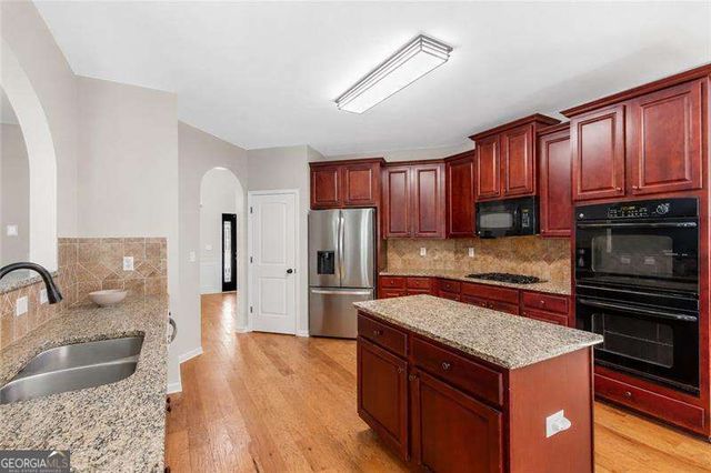 4815 Roosevelt Circle, Cumming, GA 30040