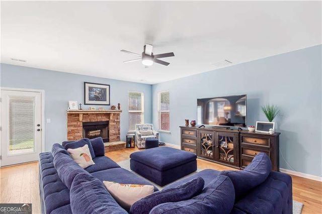 4815 Roosevelt Circle, Cumming, GA 30040