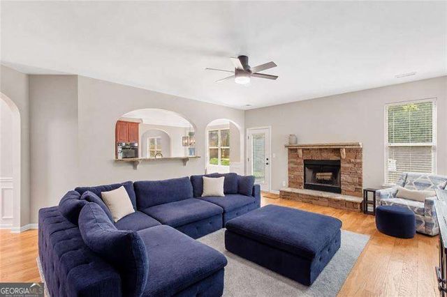 4815 Roosevelt Circle, Cumming, GA 30040