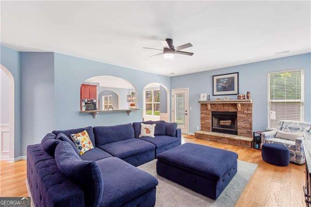 4815 Roosevelt Circle, Cumming, GA 30040