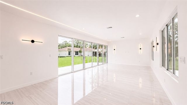 2931 16th AVE NE, Naples, FL 34120