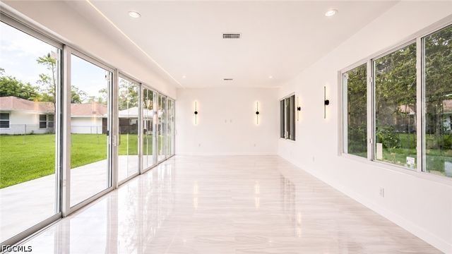 2931 16th AVE NE, Naples, FL 34120